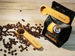 JoeFrex Wooden Coffee Measure With Clip 7 G -Coffee Supplies Store joefrex wooden coffee measuring spoon 7978